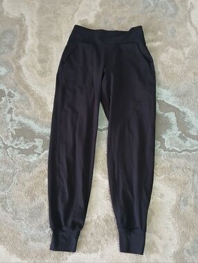Lululemon Align Jogger 28"